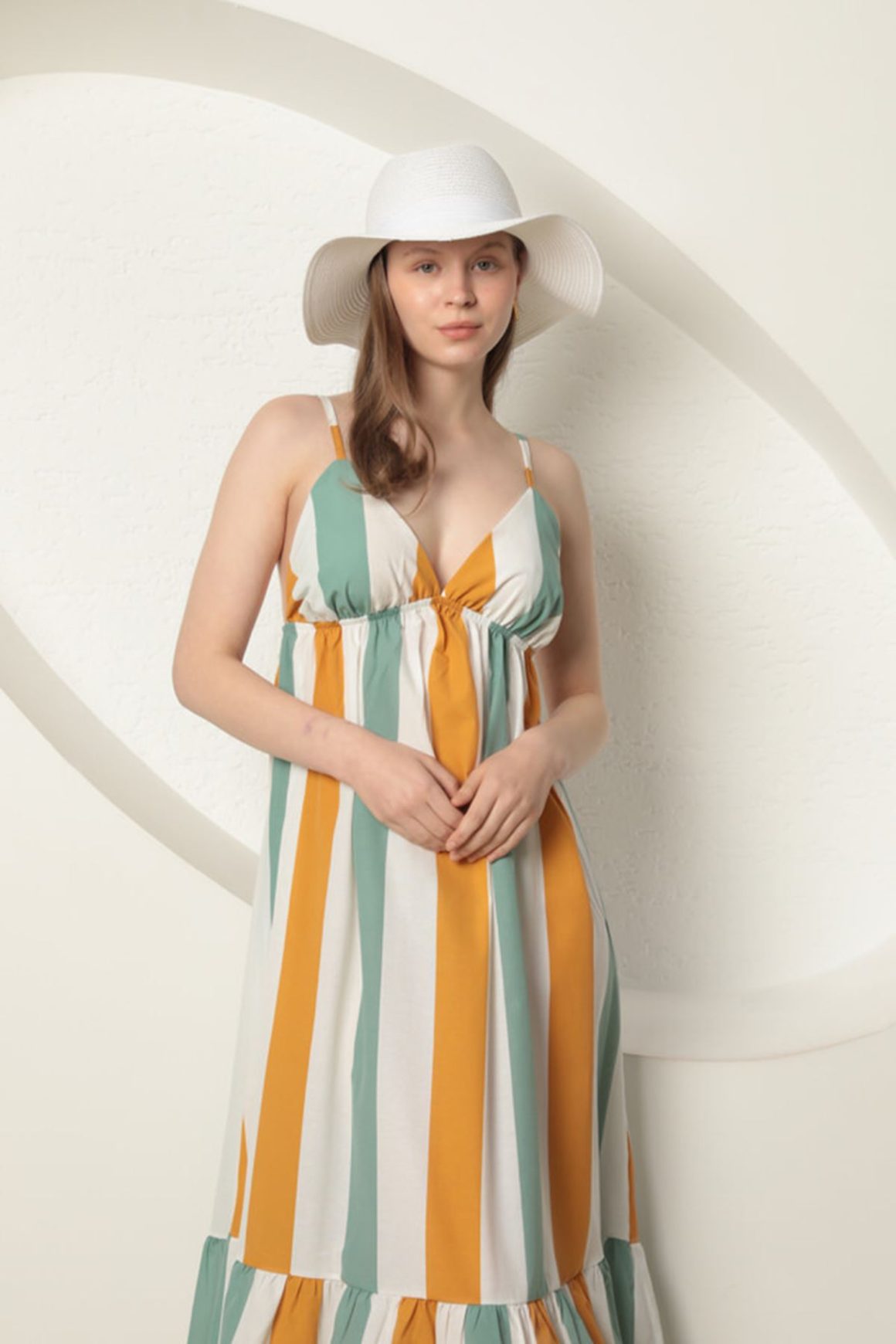 Ριγε maxi φορεμα με ραντα