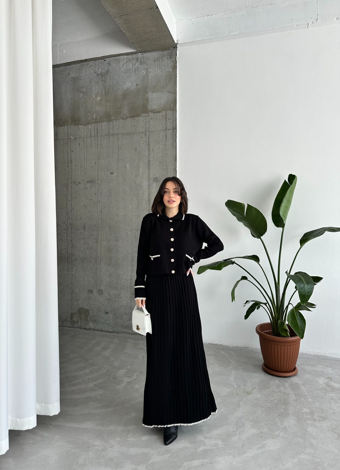 Ribbed Collar Skirt Suit